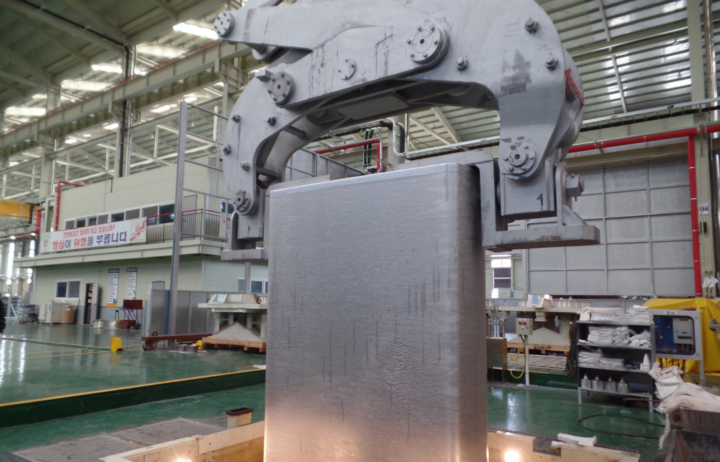 AKJumbo Slabcover2 Light Metal Age Magazine