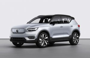 Volvo XC40 Recharge P8 AWD in Glacier Silver