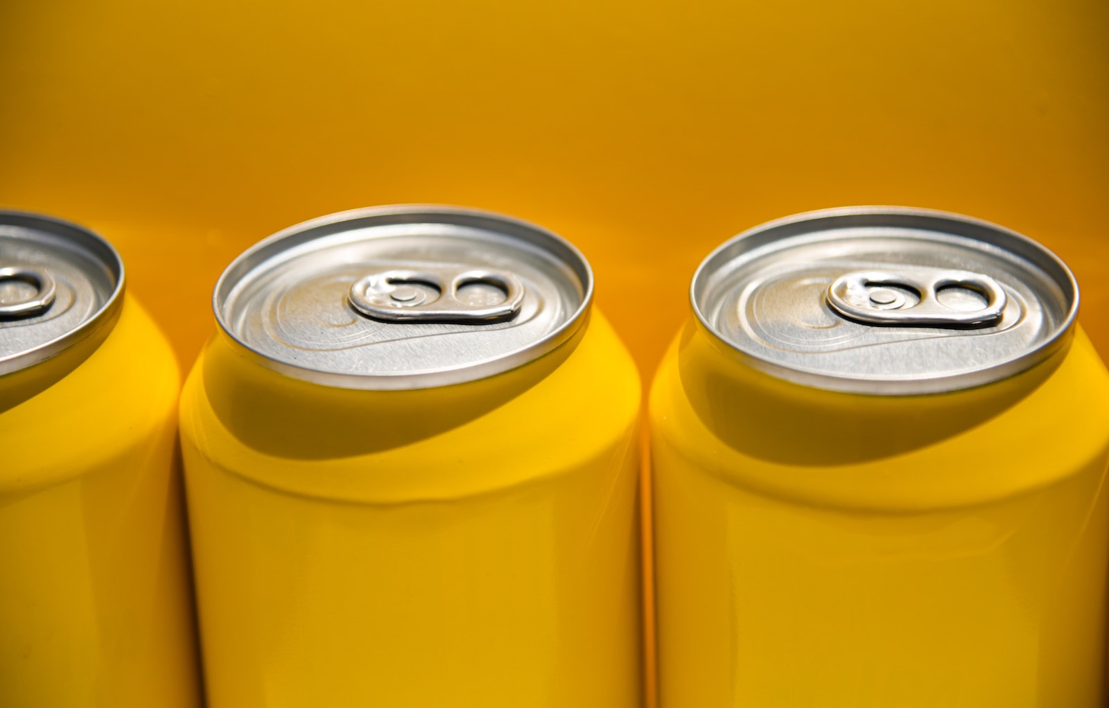 Beverage packaging combines aluminum and PET in one container