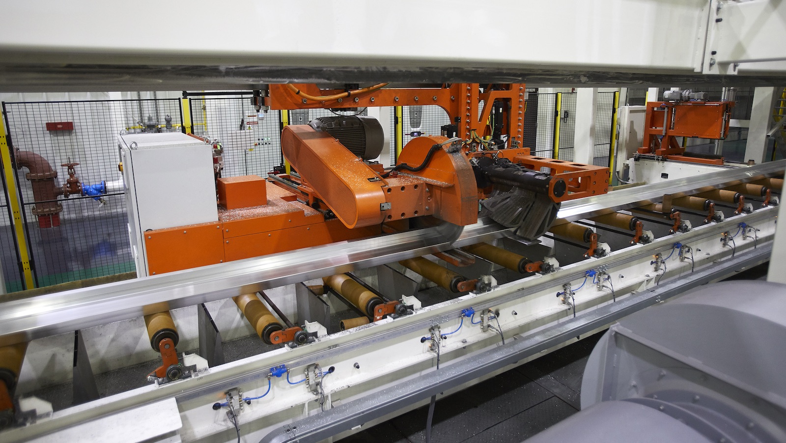 Hydro Cressona Serves Automotive Industry with New Highly Automated