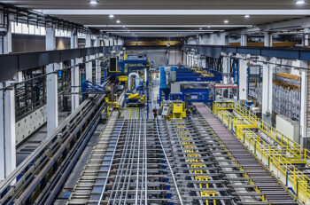 Metra-aluminum extrusion