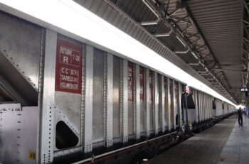 all-aluminum freight rail rakes